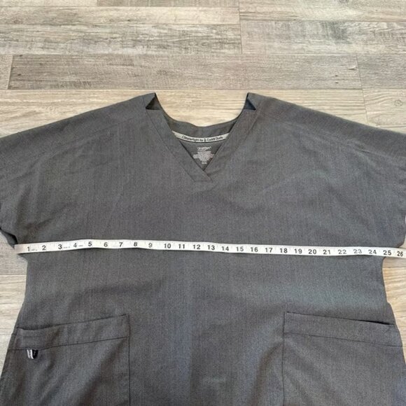 Climate Right by Cuddl Duds grey short sleeve V-neck scrubs top women XL O41 - Picture 2 of 5